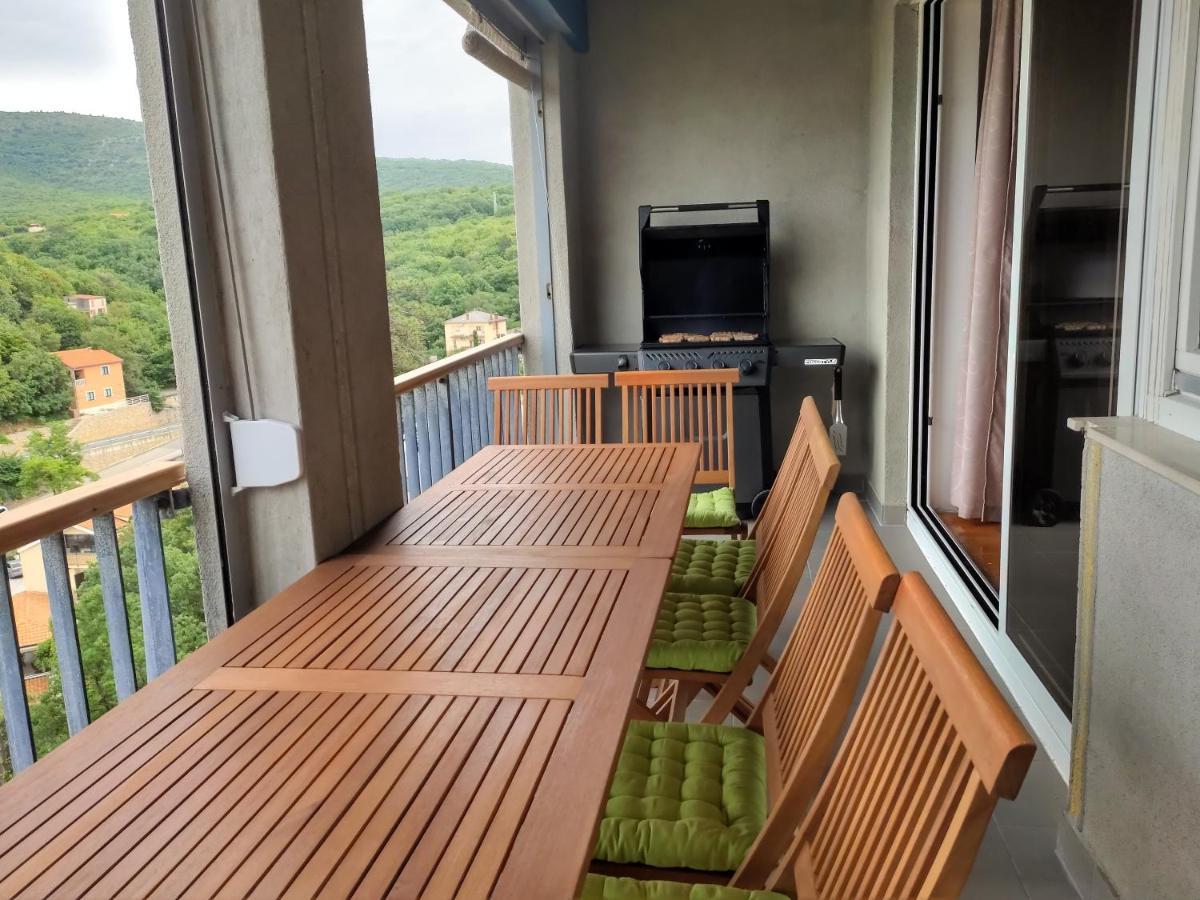 Apartman Borna Vrbnik  Eksteriør billede